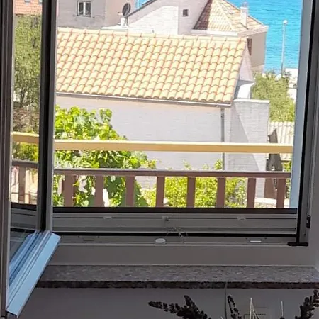Apartment Apartman Ruza *