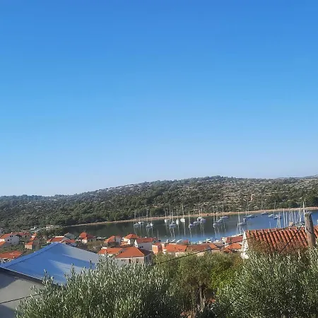 Apartman Ruza * Kaprije